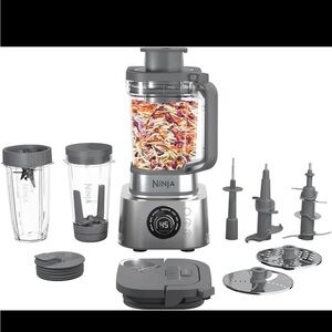 Ninja Food Processor and Blender Set in Gray